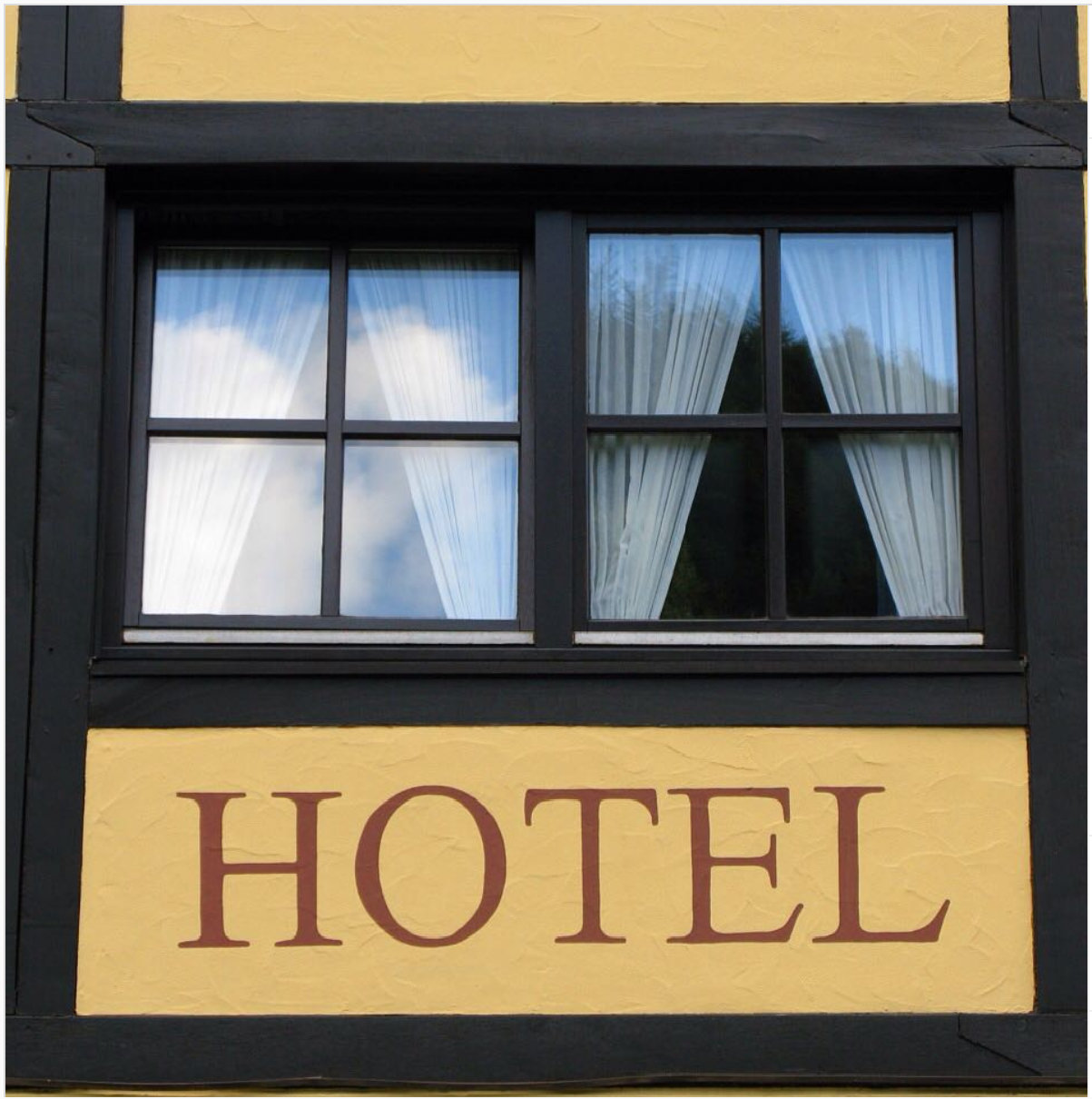 Hotel Sieweburen, Luxembourg City, Luxembourg (2008)