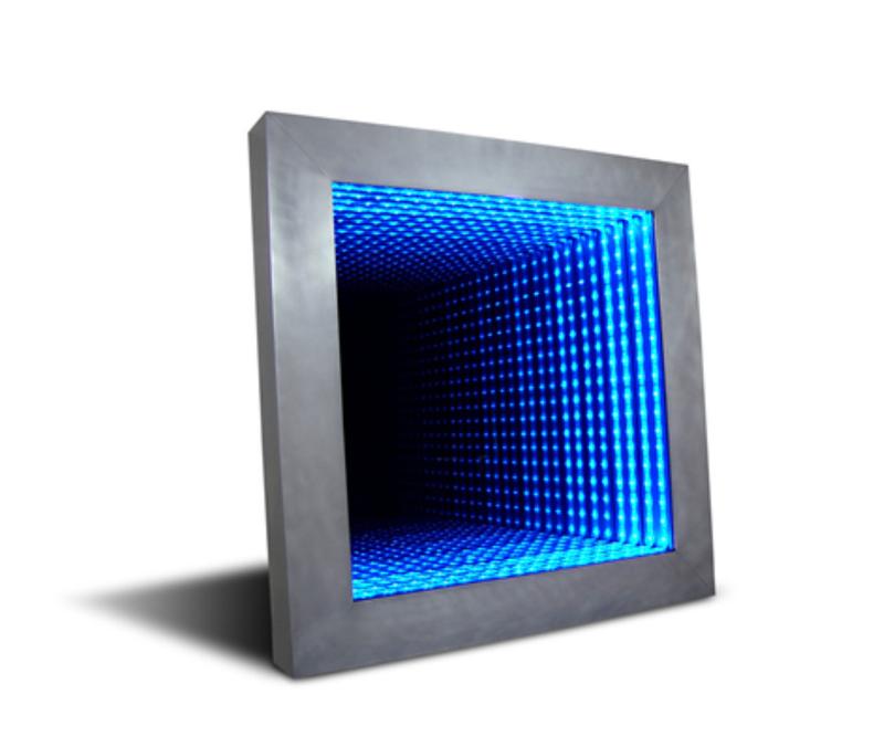 Square Vortex Mirror