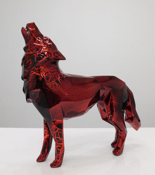 Howling Wolf Chrome Crackled Red 40cm 1/1