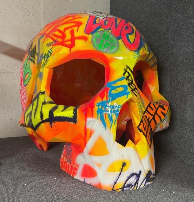 100 cm Skull Tagged Resin