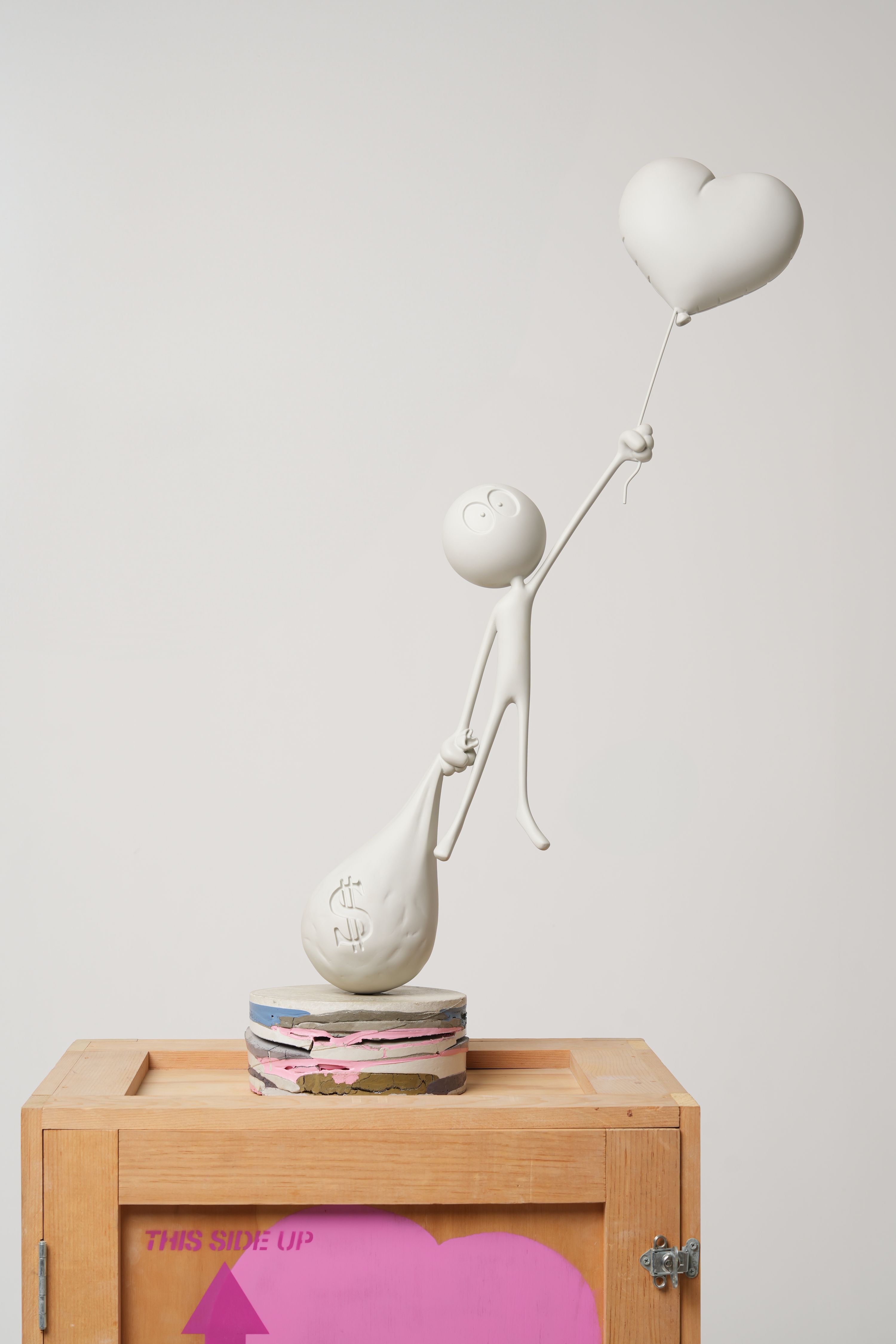 Love vs Money - 3 feet — view 2 of 18
