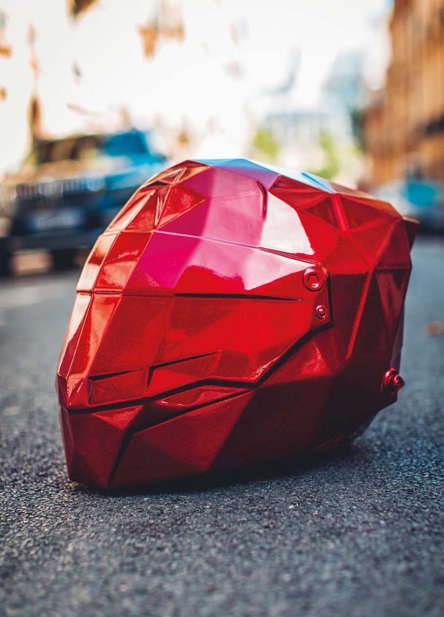 F1 Helmet · 42 cm