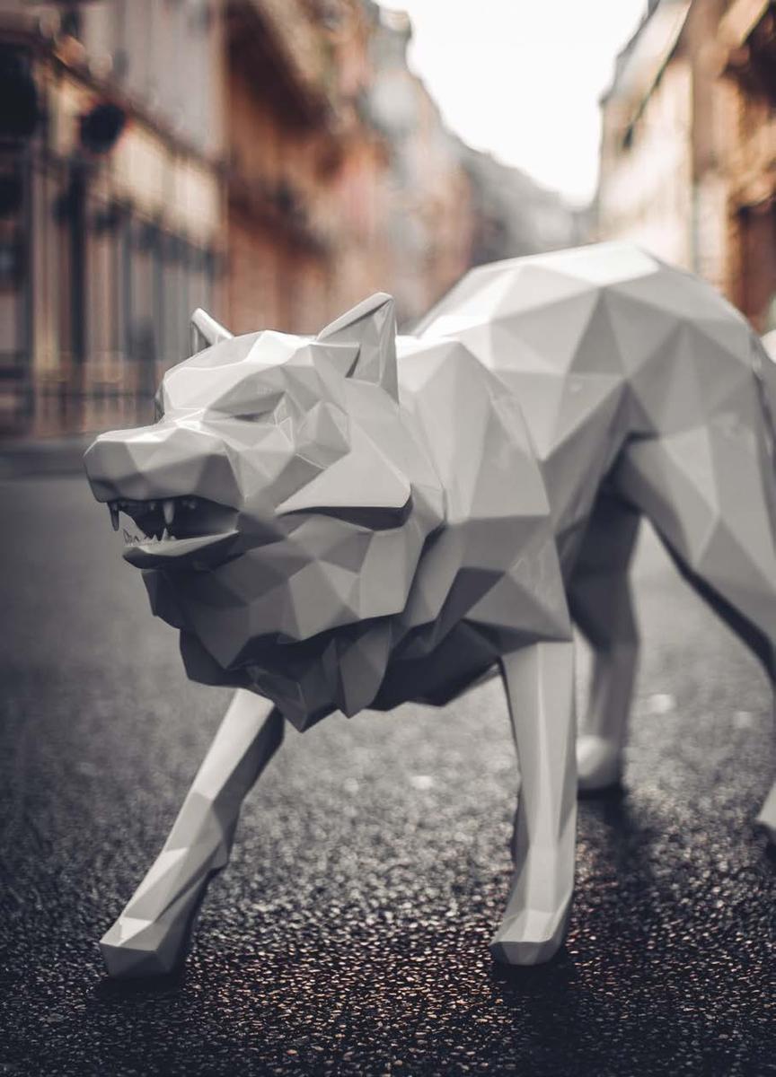 Attacking Wolf · 150 cm